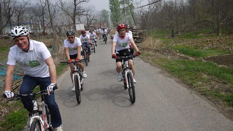 SmarterThanCar_rides_Beijing-Climate-Ride_2012_09